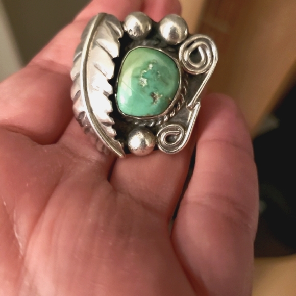 Vintage Sterling Silver Turquoise Ring